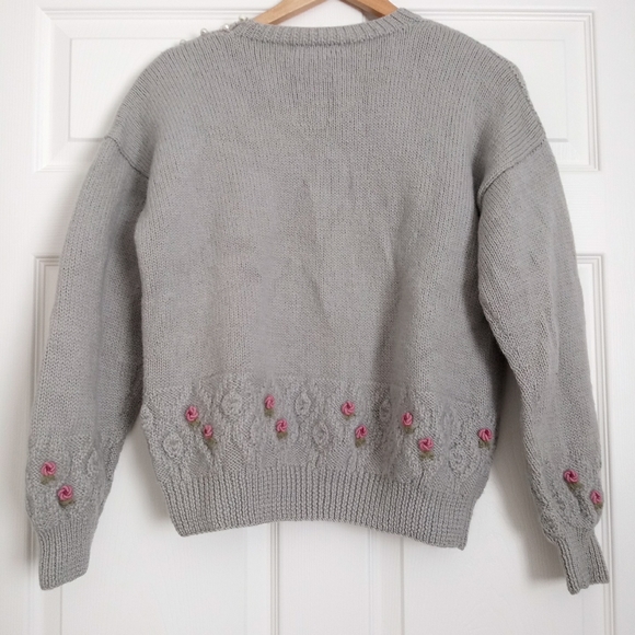 Norm Thompson vintage wool embroidered chunky knit gray sweater sz Medium - Picture 2 of 12